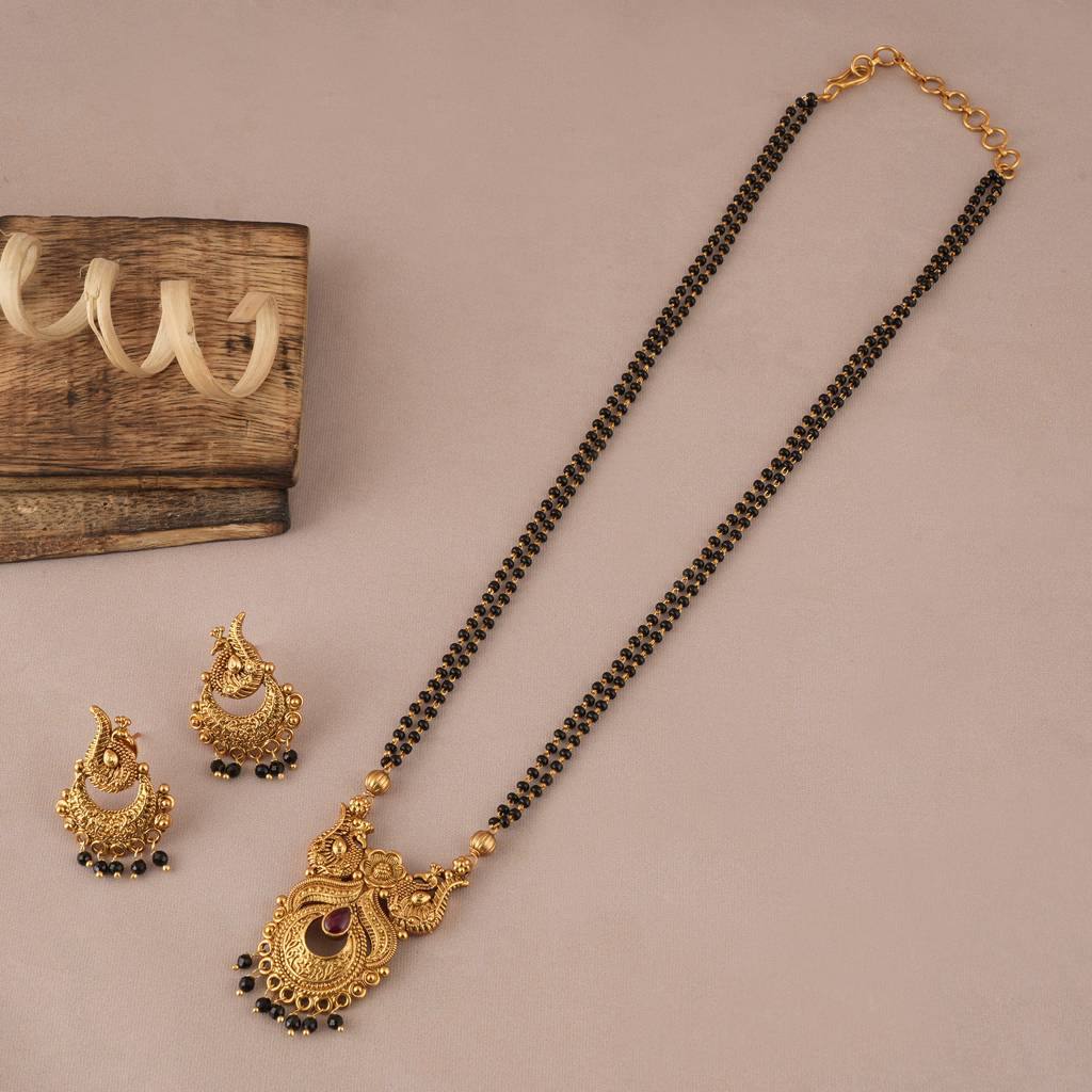 Ethnic Gold Plated Designer Pendant Necklace Set (AA10)