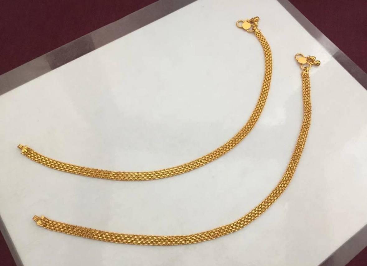 Elegant  Charm Stone Studded Anklet (payal-8)