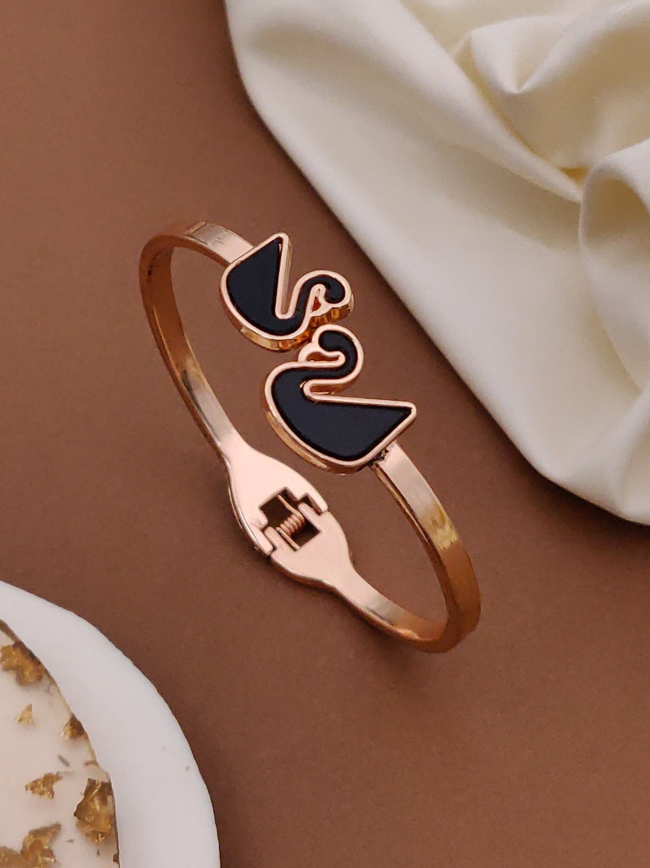 Modern Rose Gold Free Size Fashion Bracelet (BG4 RG)