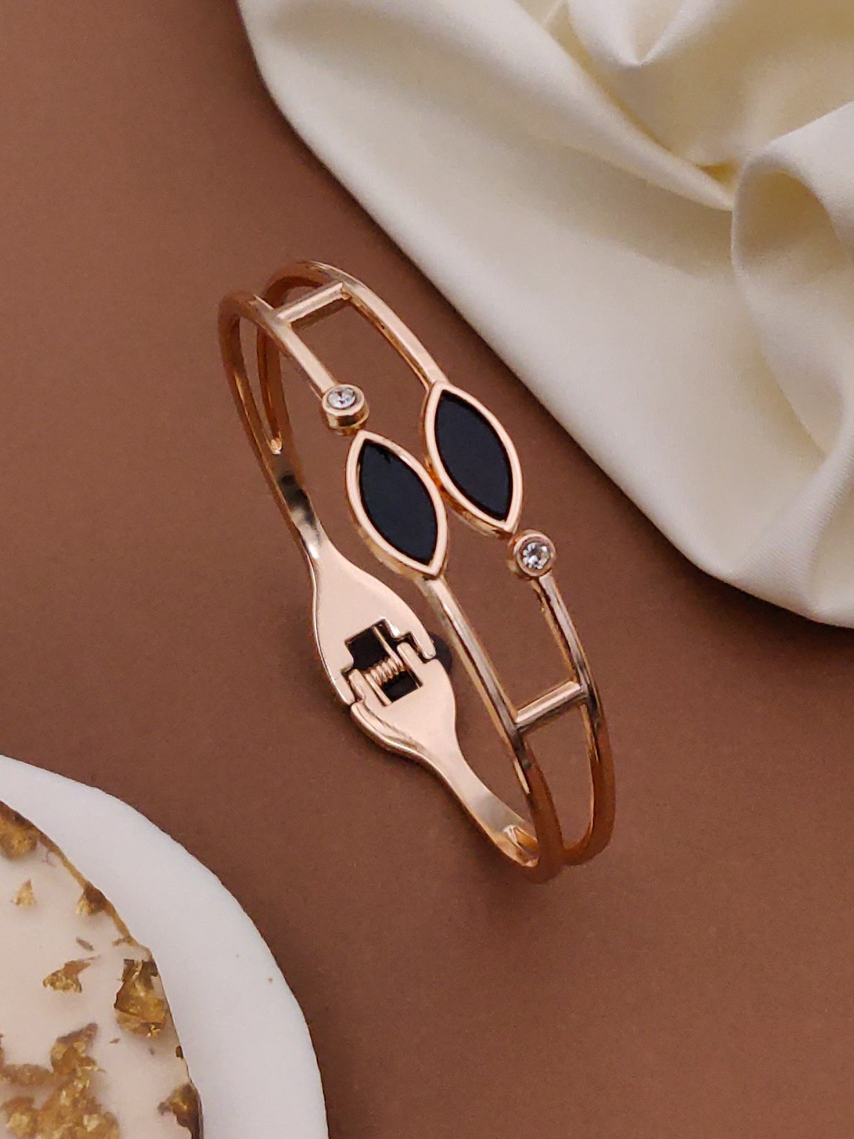 Modern Rose Gold Free Size Fashion Bracelet (BG7 RG)