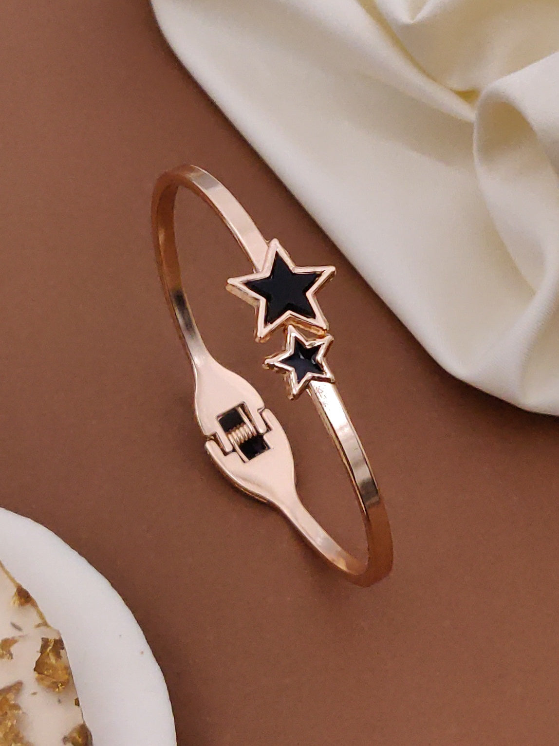 Modern Rose Gold Free Size Fashion Bracelet (BG17 RG)