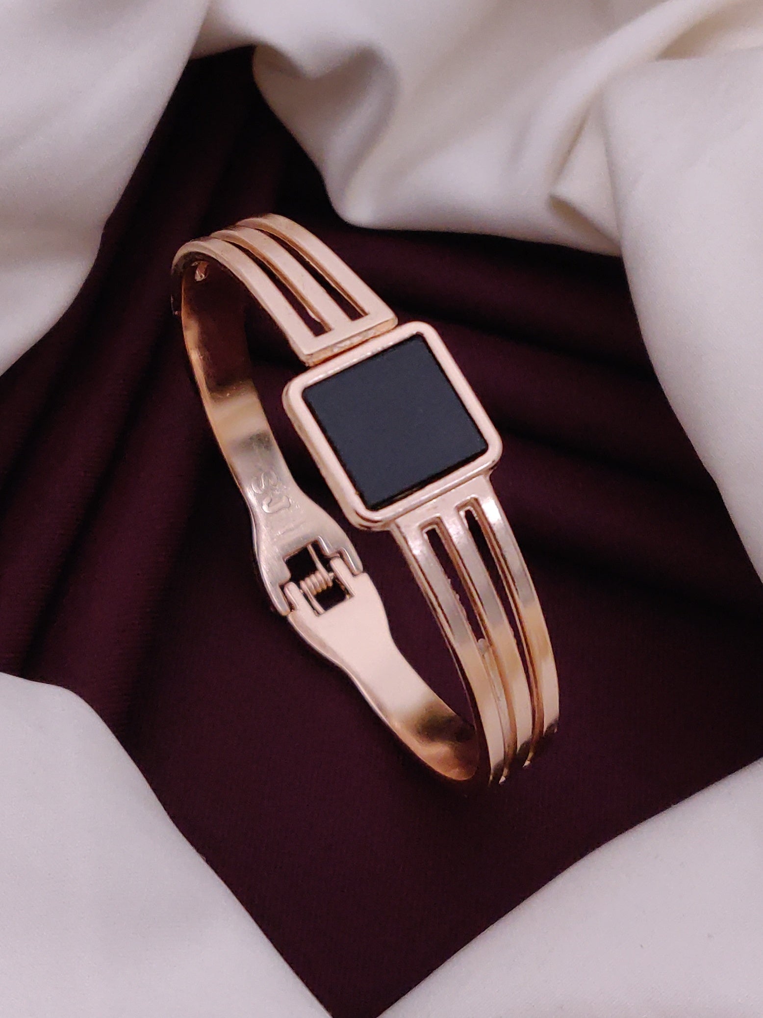 Modern Rose Gold Free Size Fashion Bracelet (BG19 RG)