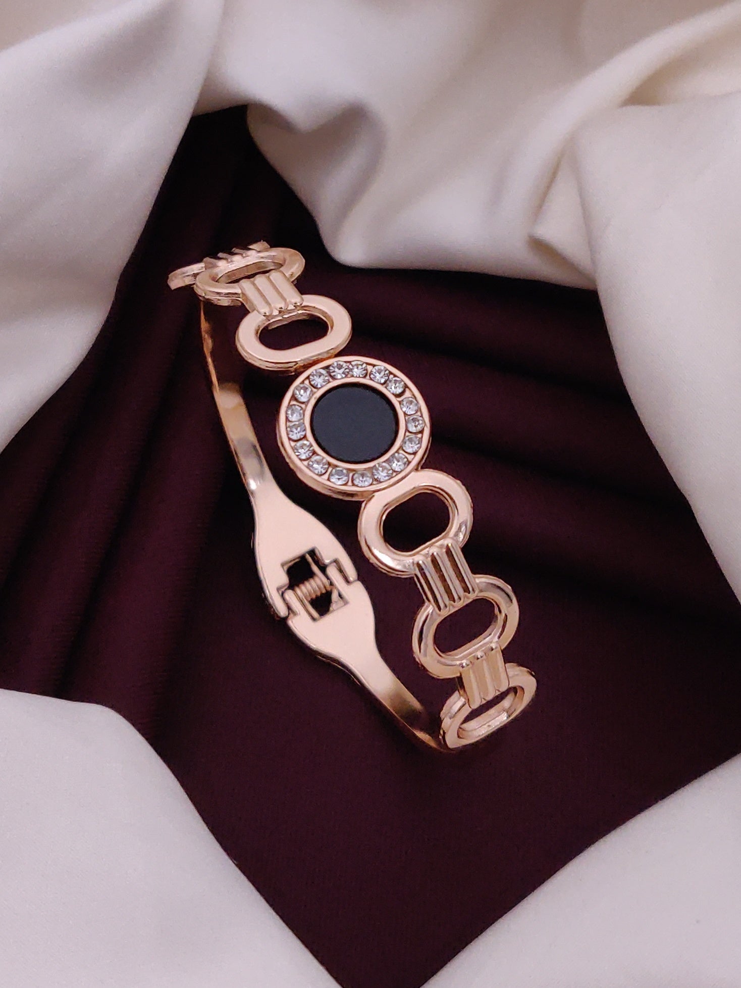 Modern Rose Gold Free Size Fashion Bracelet (BG20 RG)