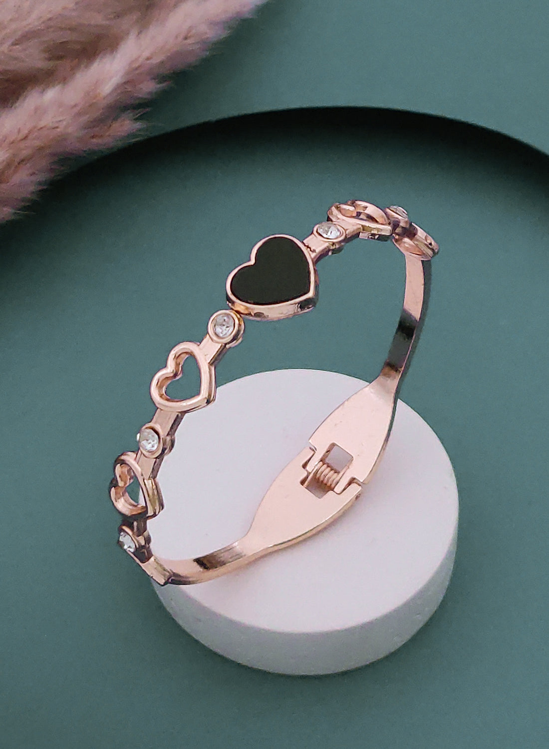 Modern Rose Gold Free Size Fashion Bracelet (BG26 RG)