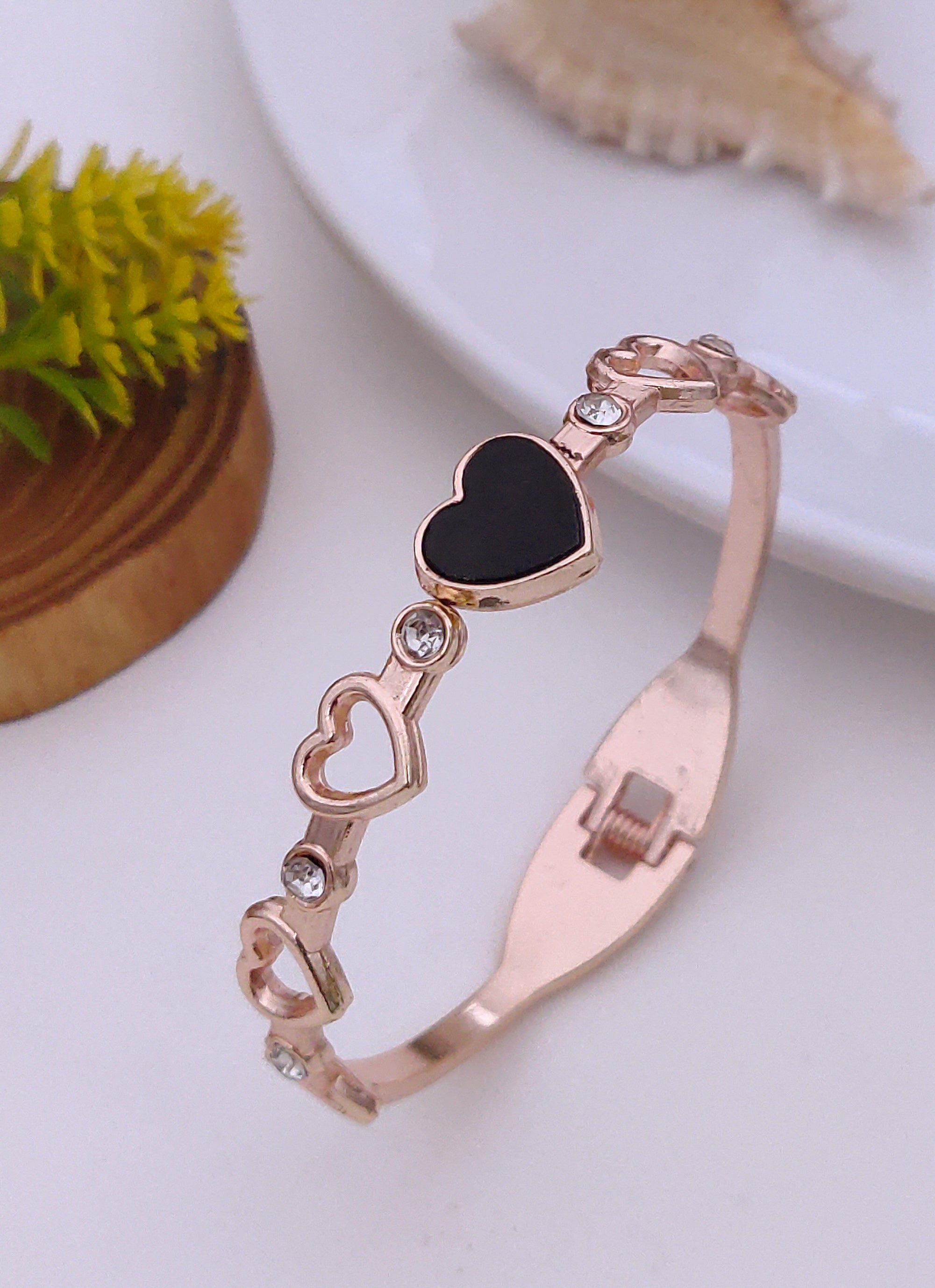 Modern Rose Gold Free Size Fashion Bracelet (BG26 RG)