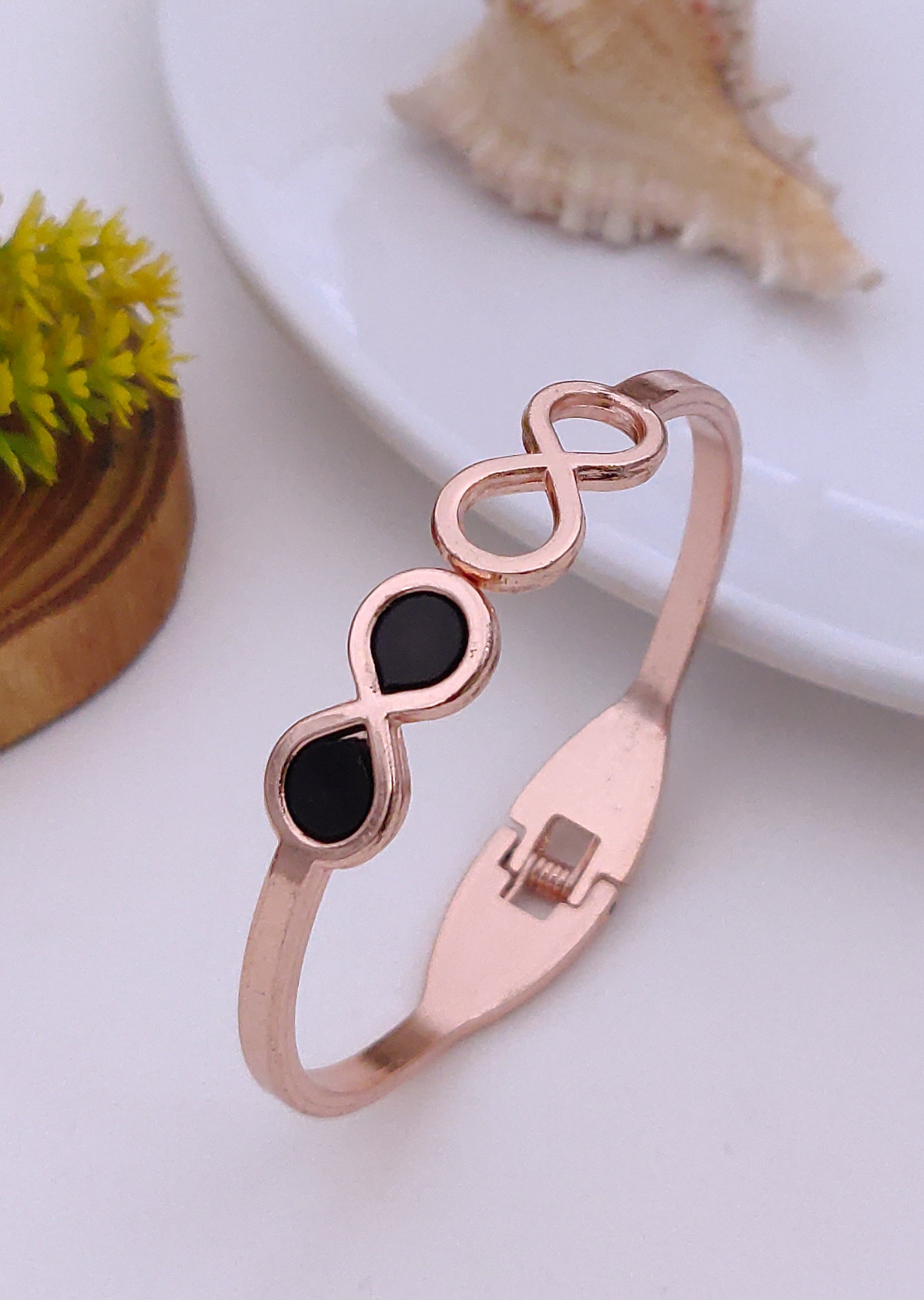 Modern Rose Gold Free Size Fashion Bracelet (BG25 RG)
