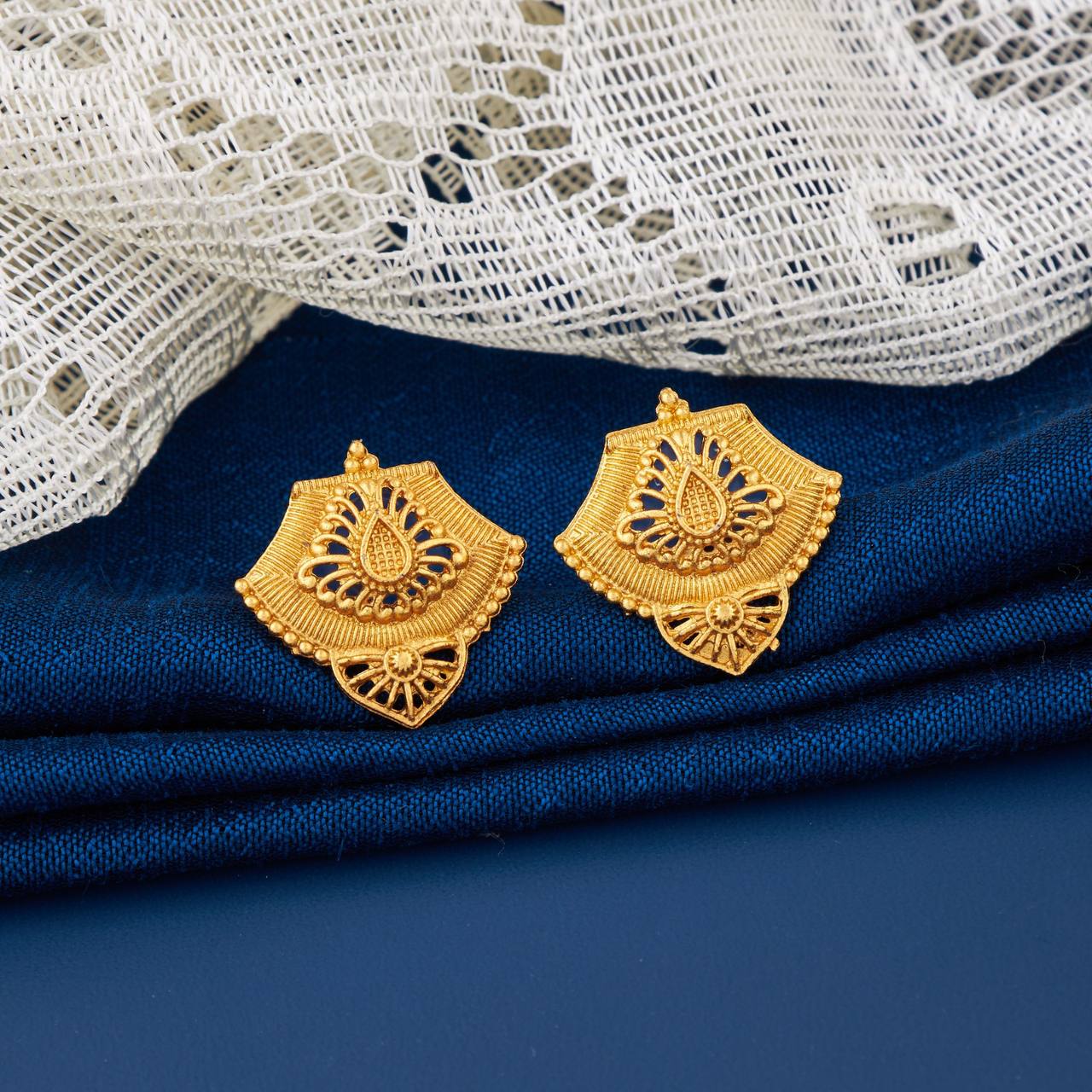 Traditional Gold Plated Designer Stud Earrings for Women (K1)