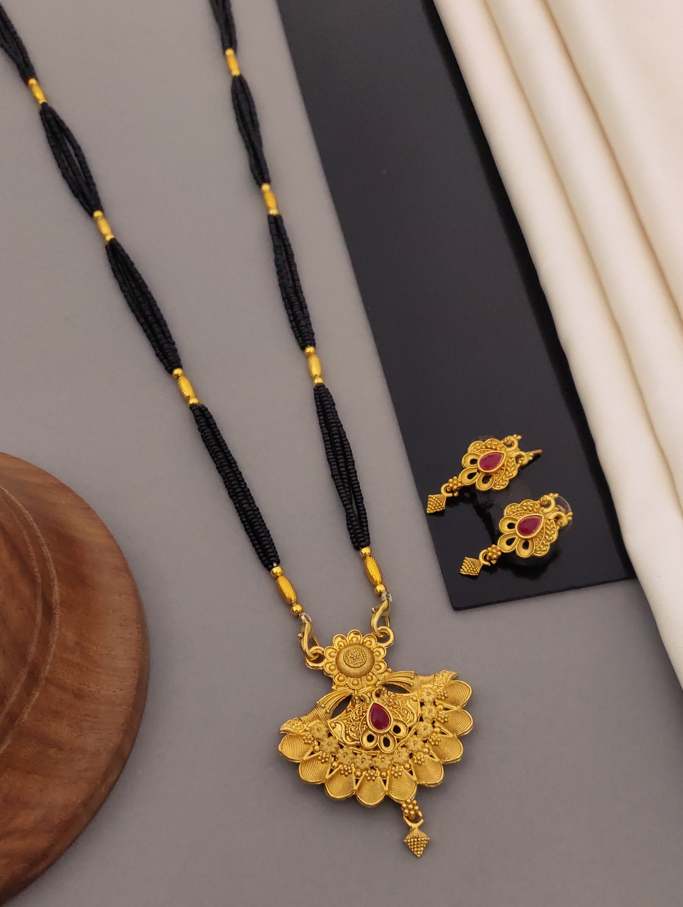 Antique Finish Mangalsutra with Matching Ethnic Earrings (MS63 p-CCD)