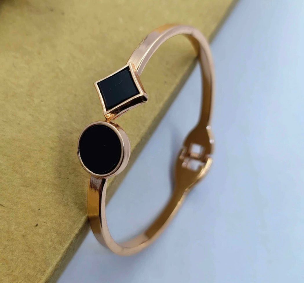 Modern Rose Gold Free Size Fashion Bracelet (BG14 RG)