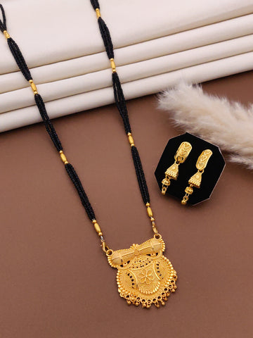 Classic Traditional Mangalsutra Set with Floral Pendant(X11-CCD-JK1)