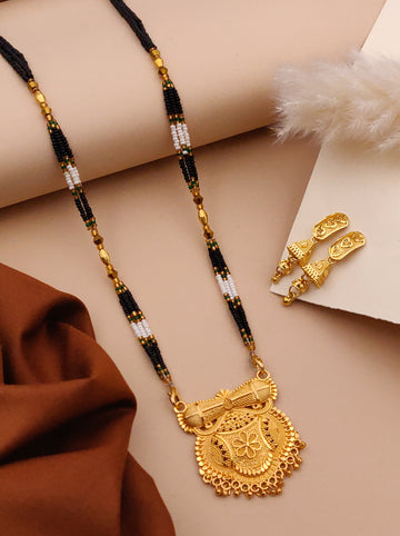 Classic Traditional Mangalsutra Set with Floral Pendant(X11-WCD-JK1)
