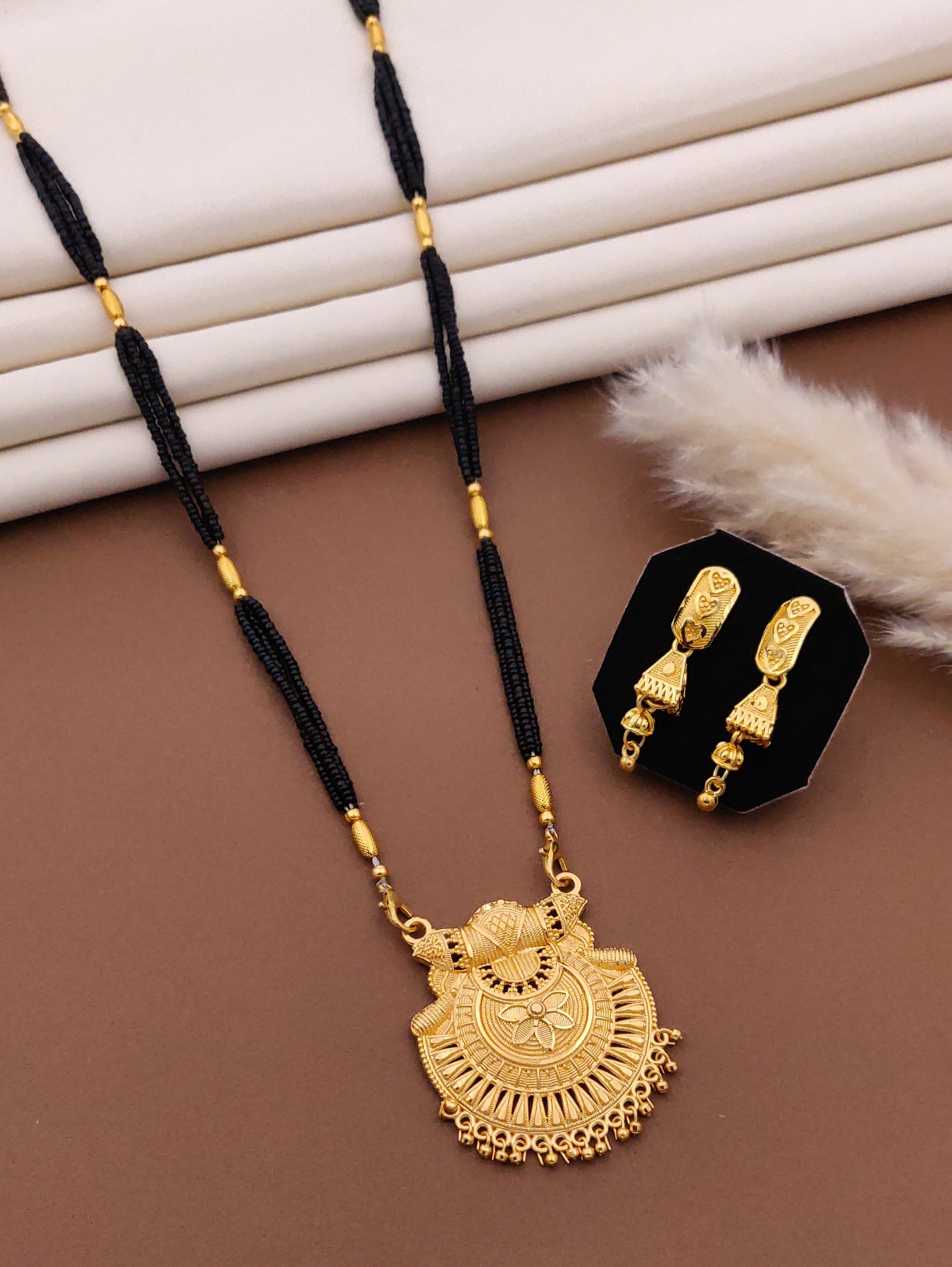 Classic Traditional Mangalsutra Set with Floral Pendant(X14-CCD-JK1)