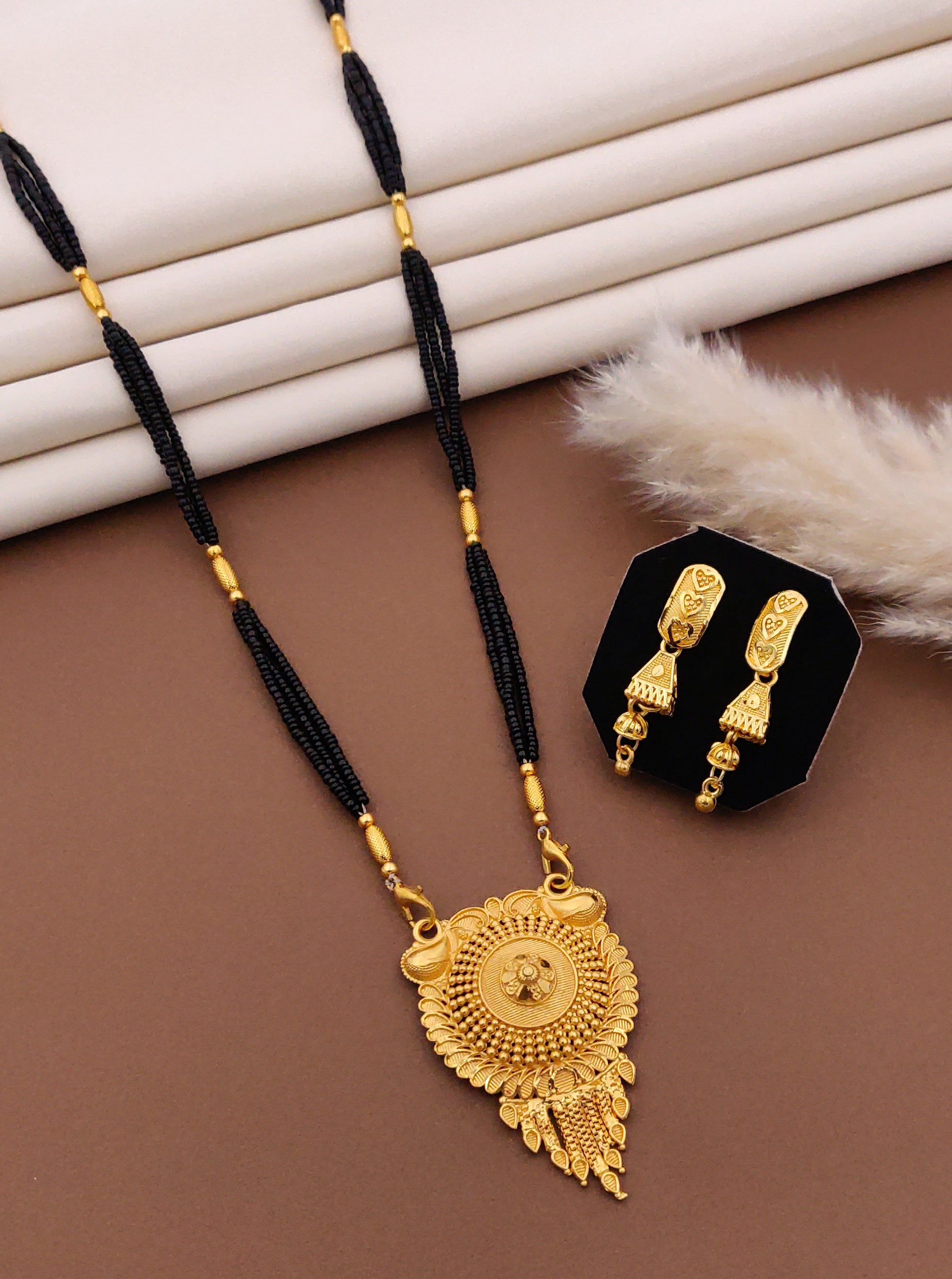 Classic Traditional Mangalsutra Set with Floral Pendant(X25-CCD-JK1)
