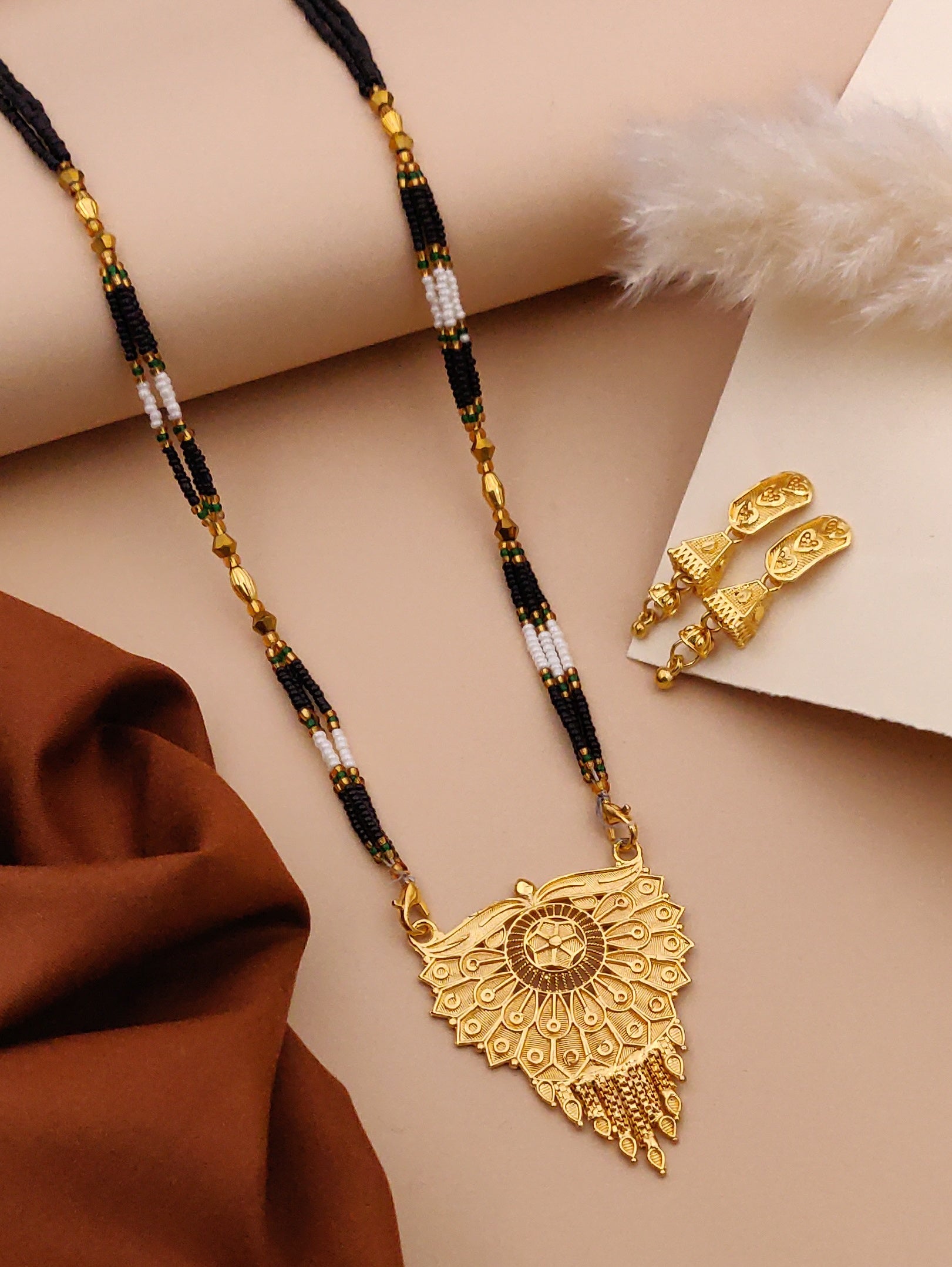 Classic Traditional Mangalsutra Set with Floral Pendant(X30-WCD-JK1)