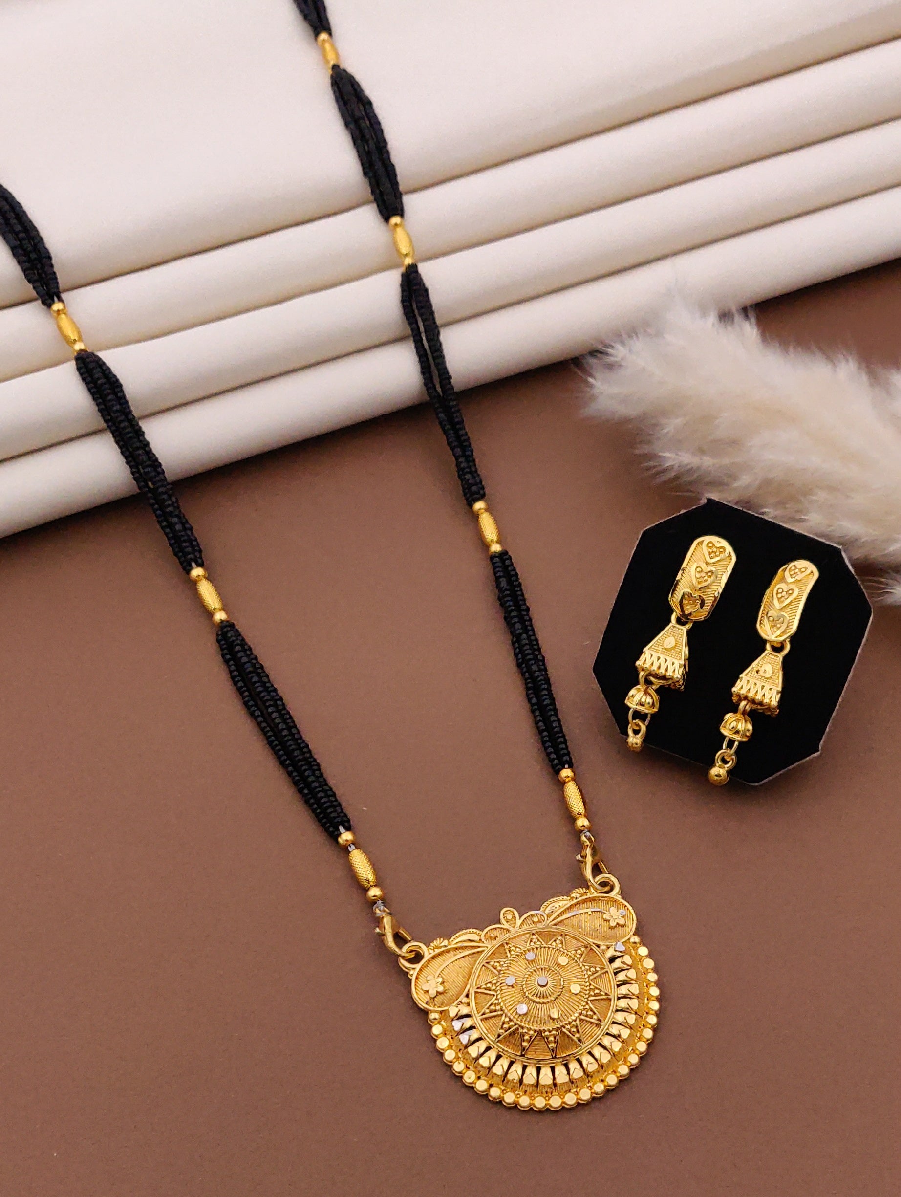 Classic Traditional Mangalsutra Set with Floral Pendant(X32-CCD-JK1)