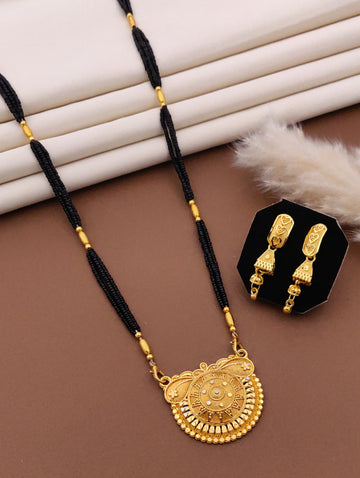 Classic Traditional Mangalsutra Set with Floral Pendant(X32-CCD-JK1)
