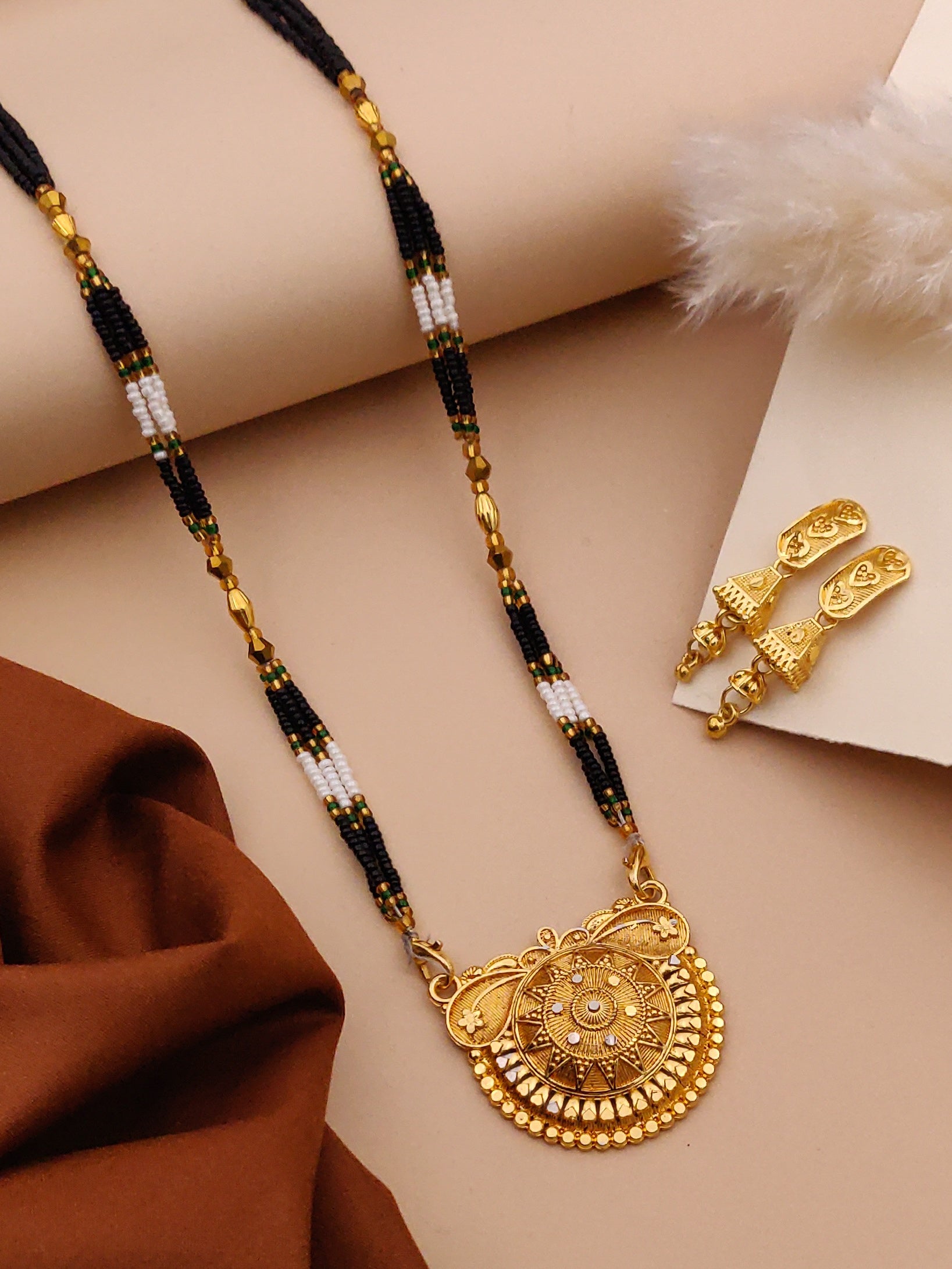 Classic Traditional Mangalsutra Set with Floral Pendant(X32-WCD-JK1)