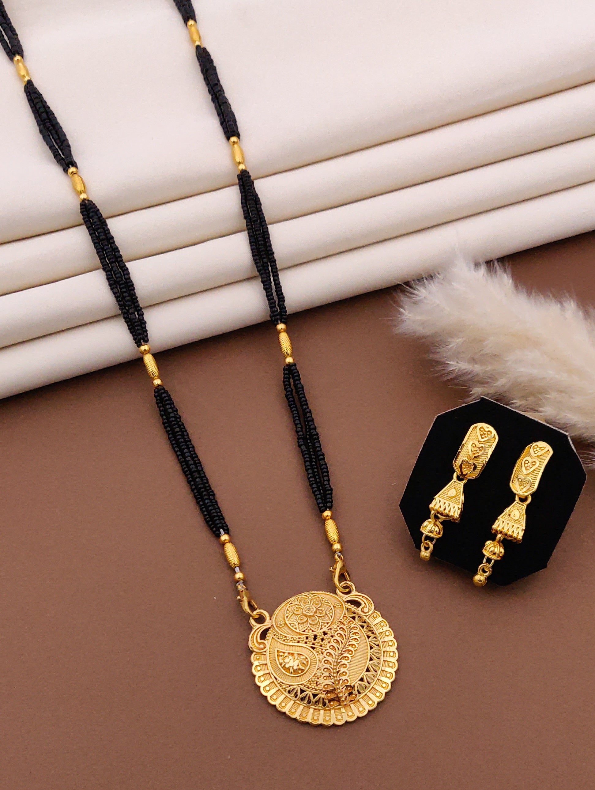 Classic Traditional Mangalsutra Set with Floral Pendant(X34-CCD-JK1)