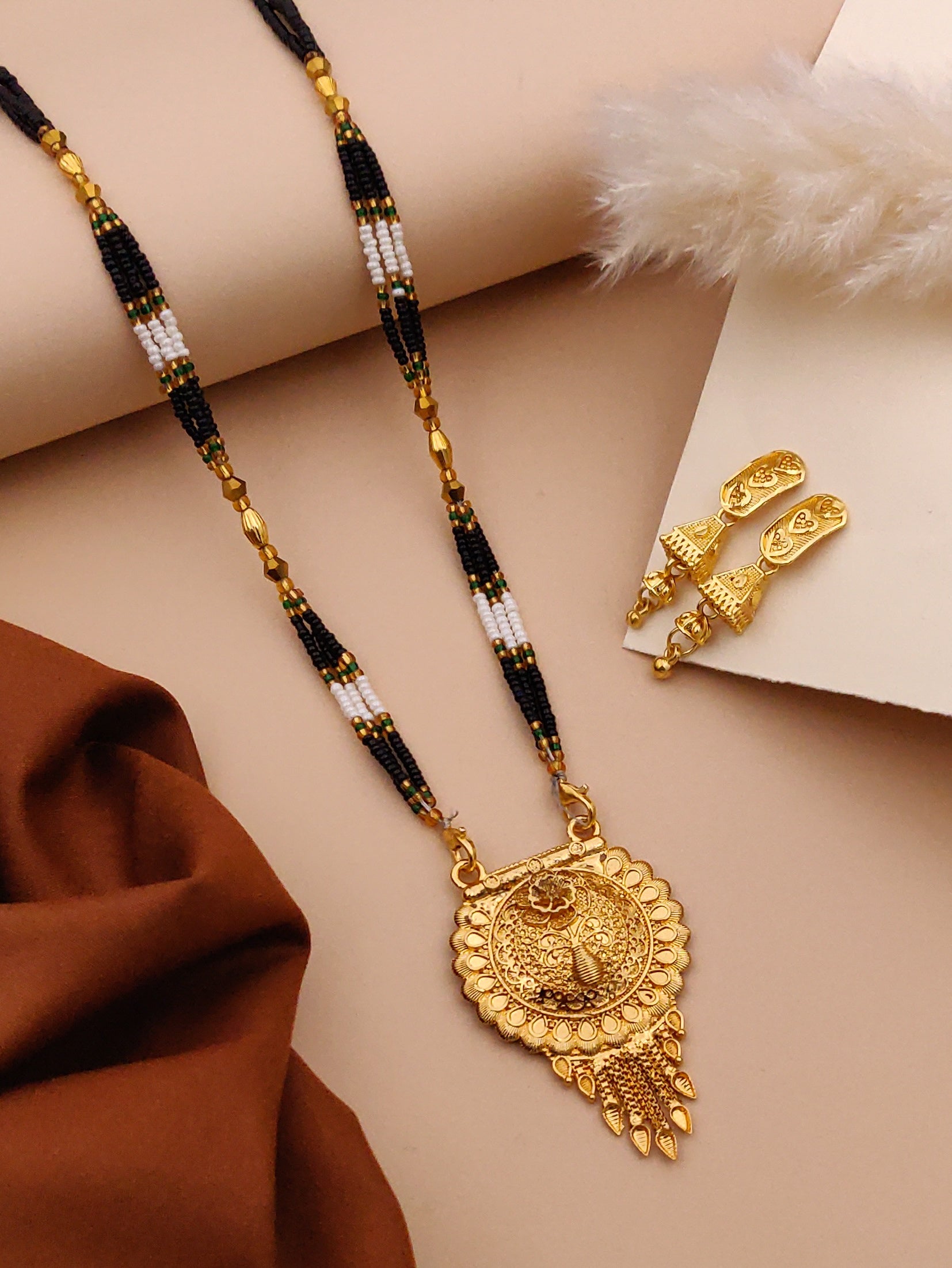 Classic Traditional Mangalsutra Set with Floral Pendant(X41-WCD-JK1)
