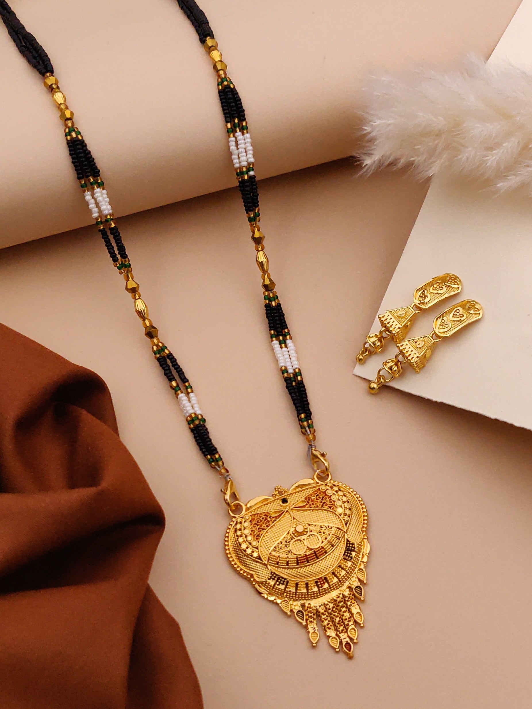 Classic Traditional Mangalsutra Set with Floral Pendant(X58-WCD-JK1)