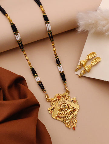 Classic Traditional Mangalsutra Set with Floral Pendant(X62-WCD-JK1)