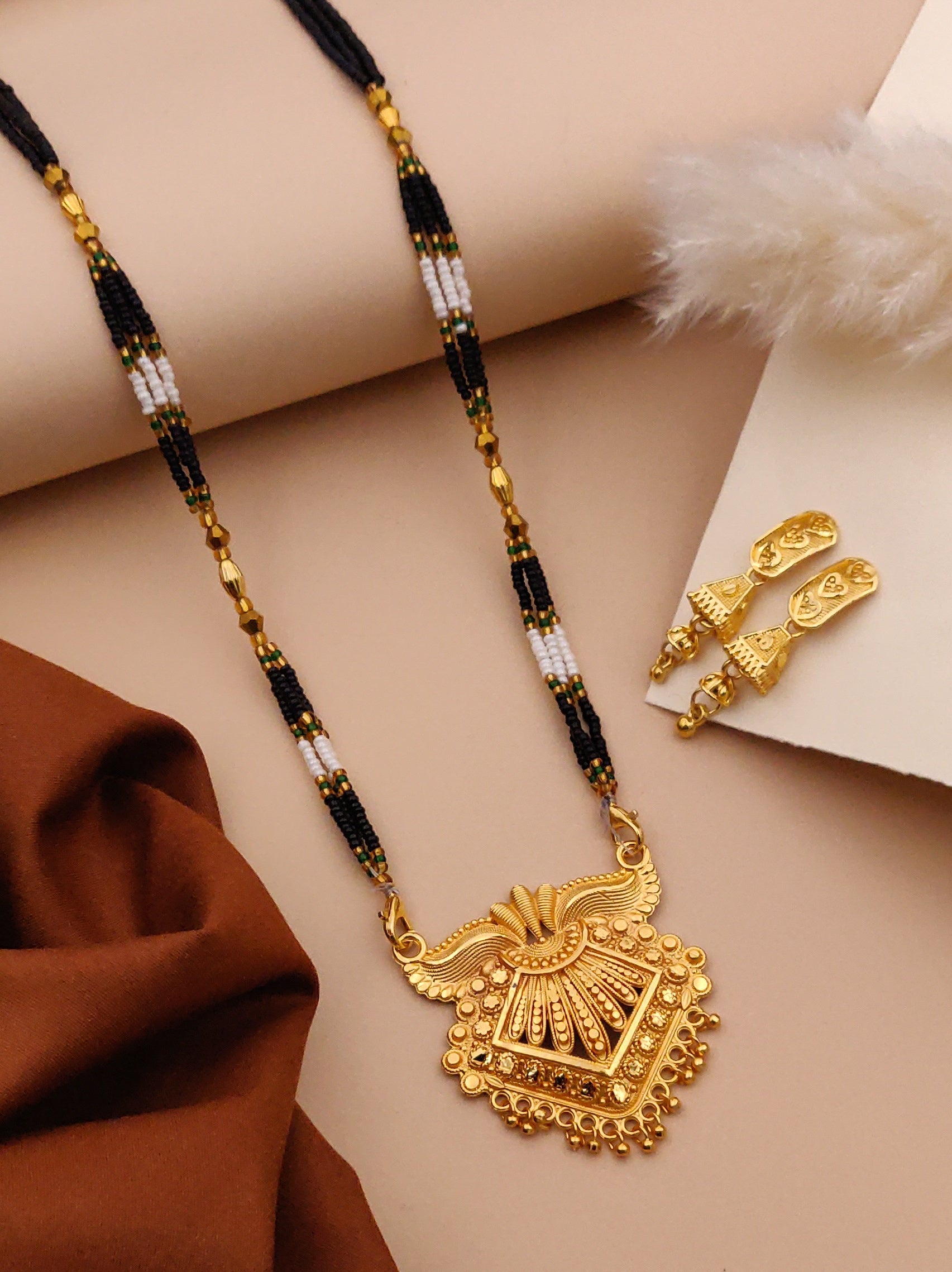 Classic Traditional Mangalsutra Set with Floral Pendant(X7-WCD-JK1)