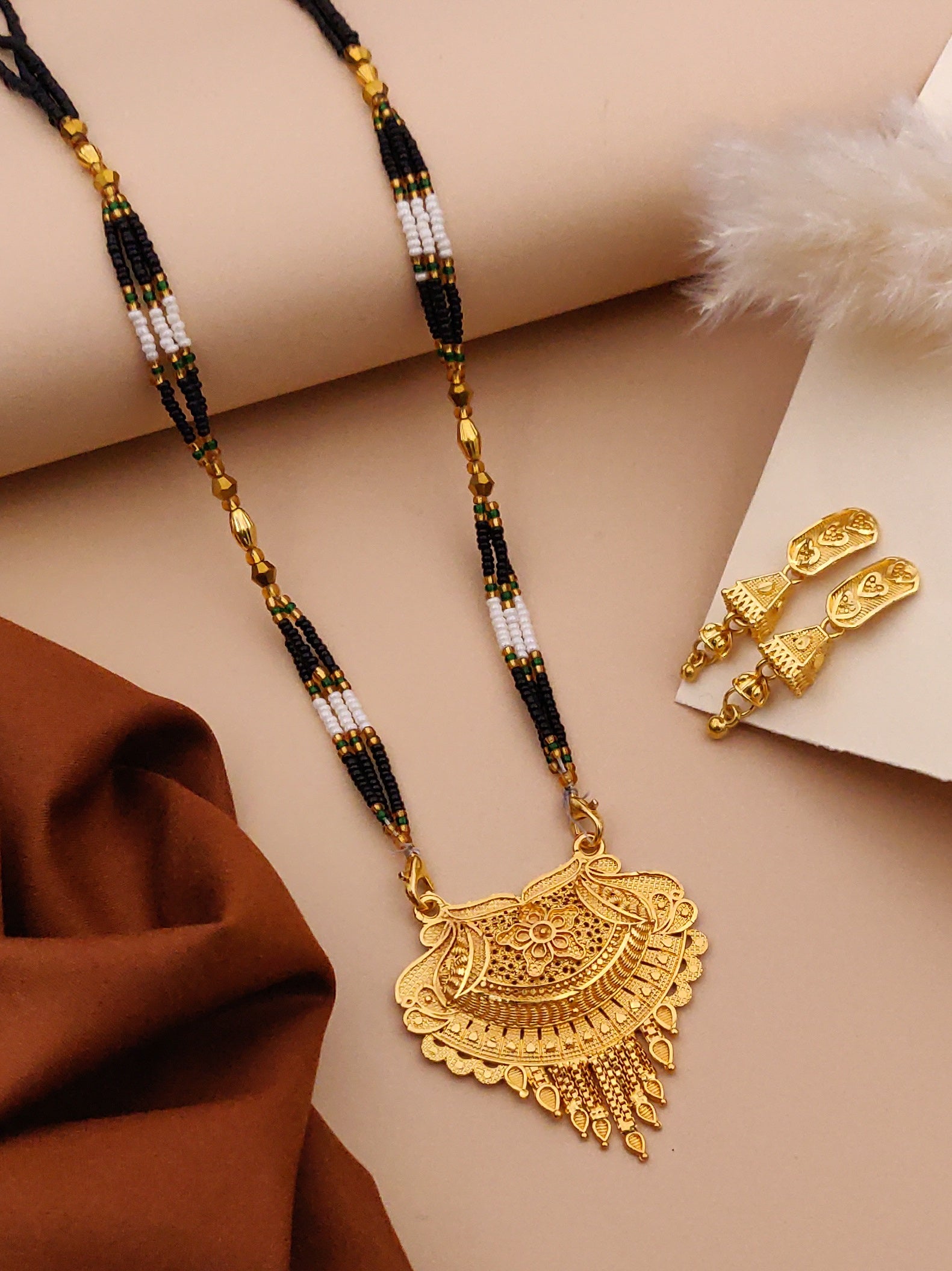 Classic Traditional Mangalsutra Set with Floral Pendant(X70-WCD-JK1)