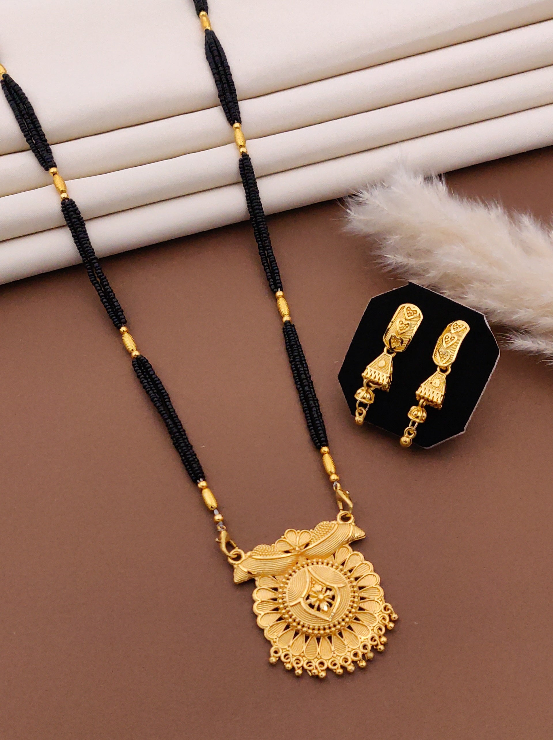 Classic Traditional Mangalsutra Set with Floral Pendant(X9-CCD-JK1)