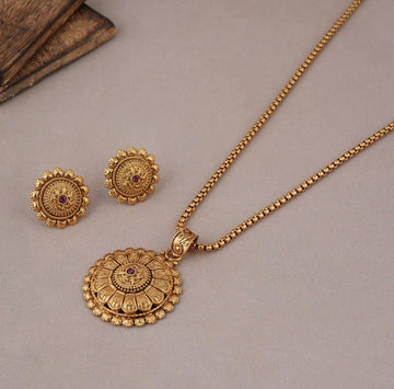 Ethnic Gold Plated Designer Pendant Necklace Set (AA5)