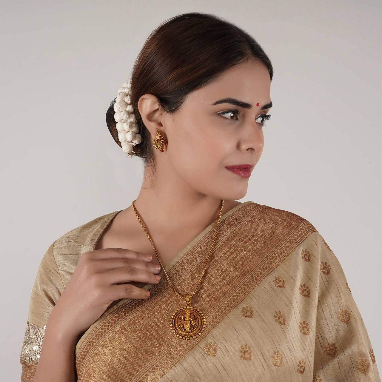 Ethnic Gold Plated Designer Pendant Necklace Set (AA6)