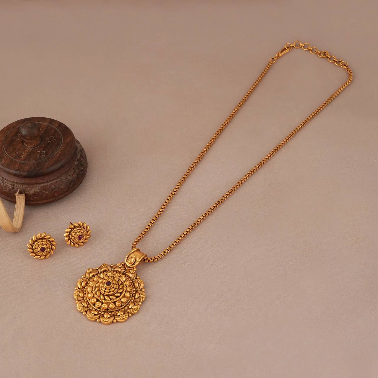 Ethnic Gold Plated Designer Pendant Necklace Set (AA1)