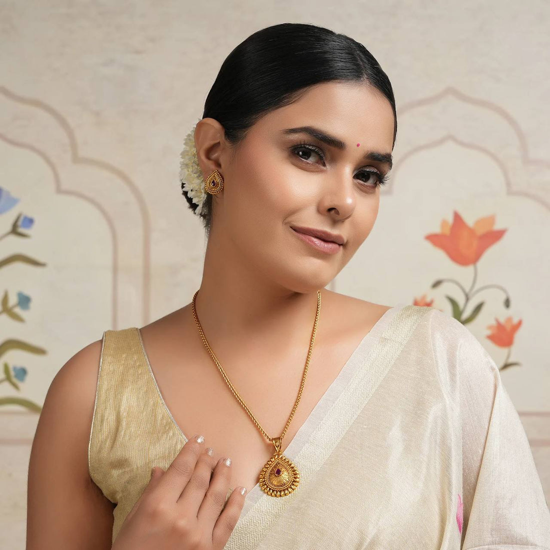 Ethnic Gold Plated Designer Pendant Necklace Set (AA15)