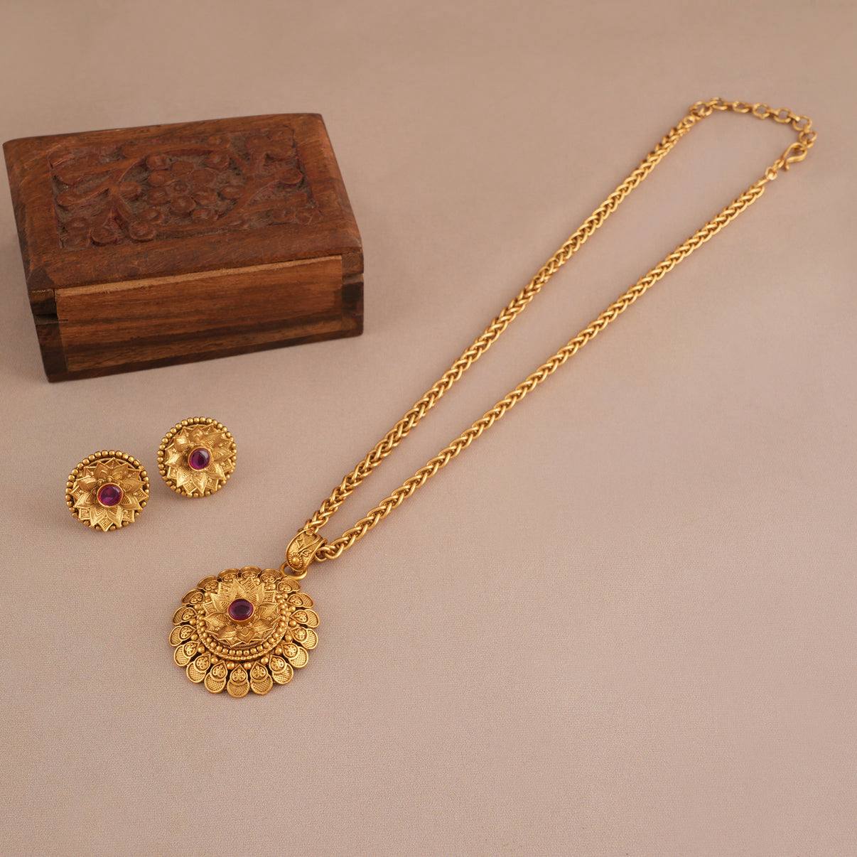 Ethnic Gold Plated Designer Pendant Necklace Set (AA16)