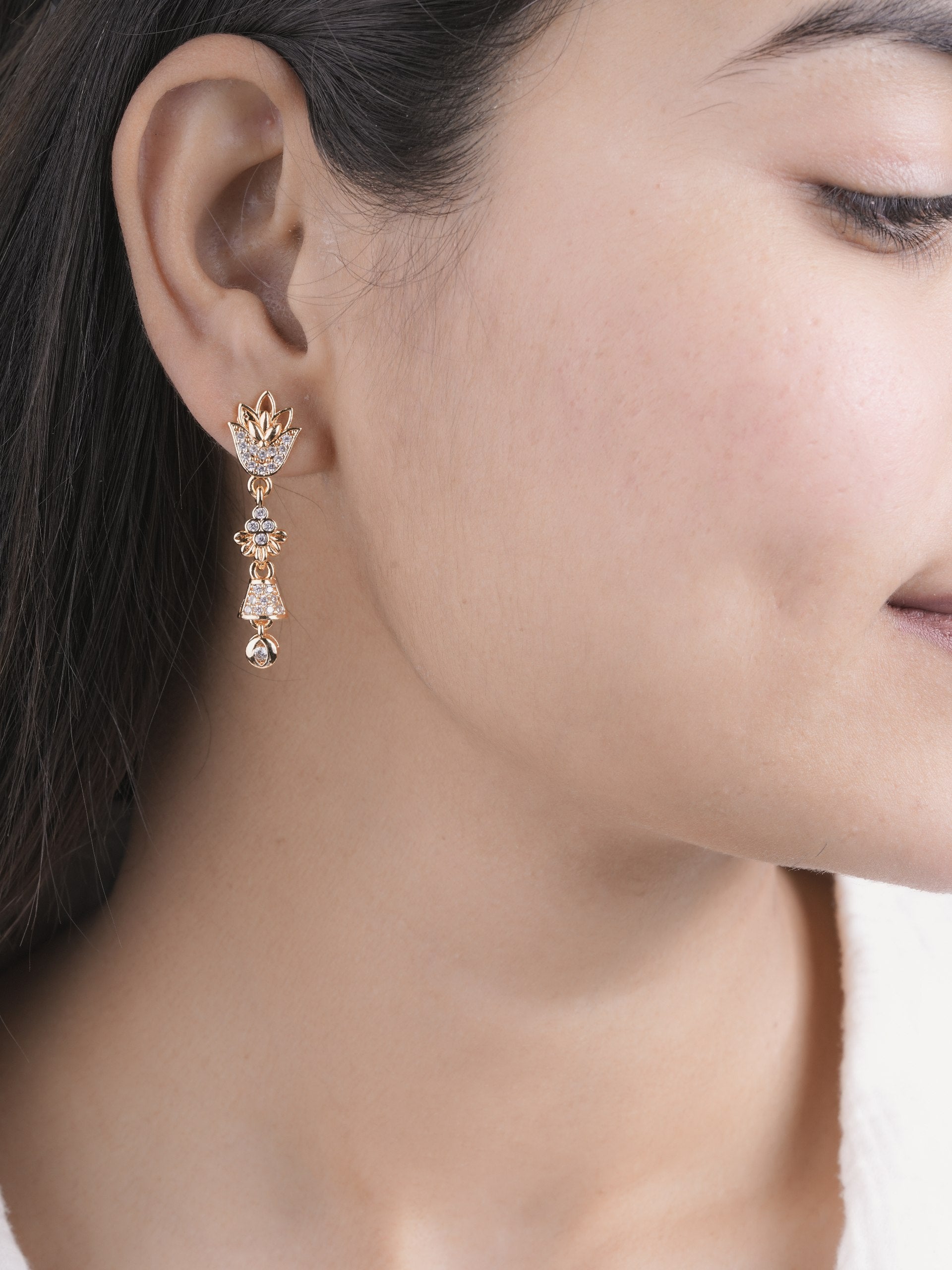Gold Plated Floral Crystal Drop Earrings ( ERG 3)