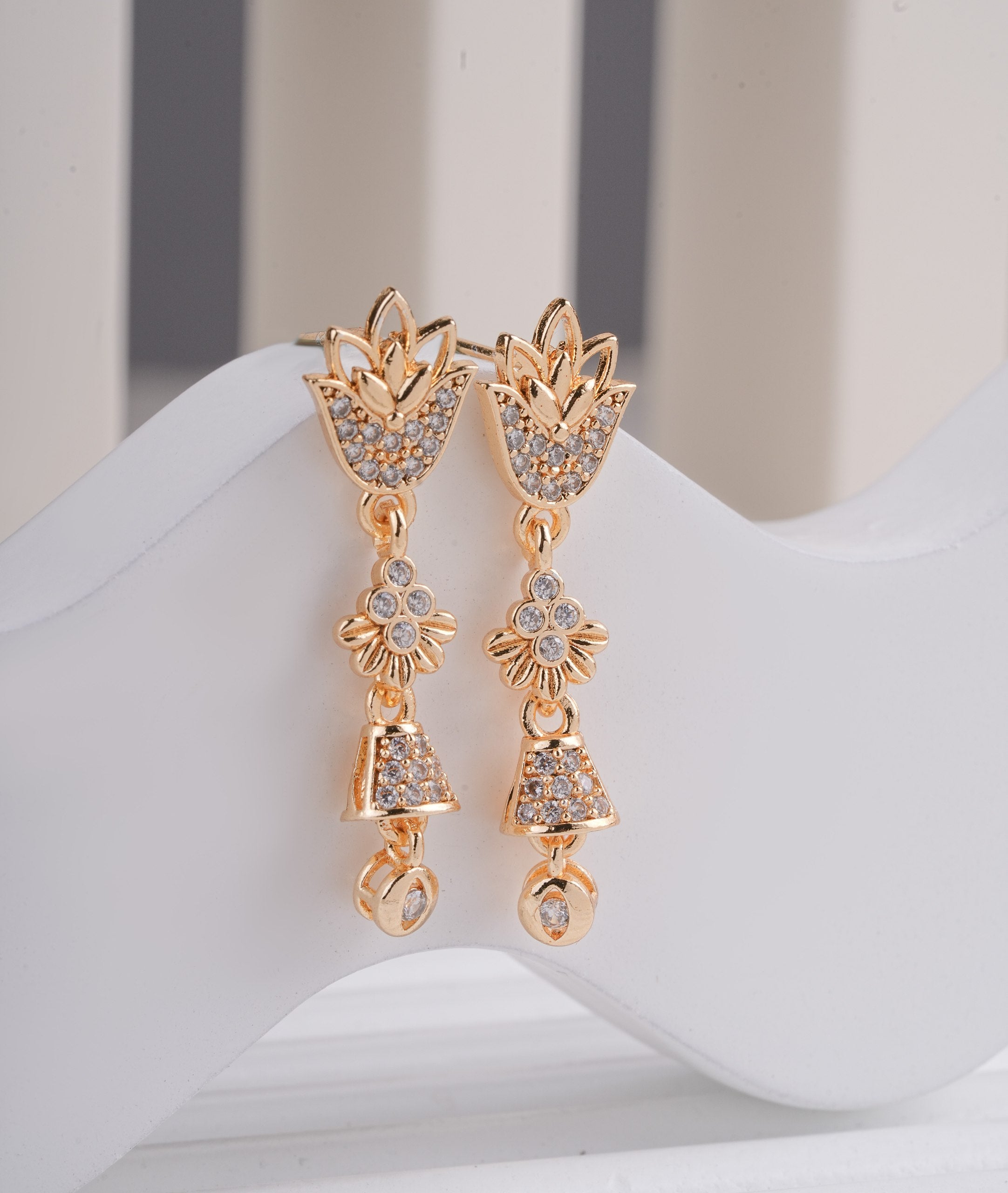 Gold Plated Floral Crystal Drop Earrings ( ERG 3)