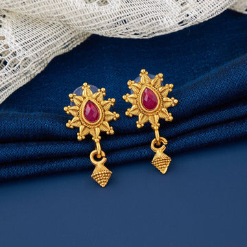 Traditional Gold Plated Designer Stud Earrings for Women (K17)