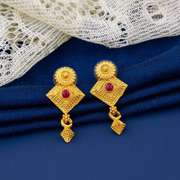 Traditional Gold Plated Designer Stud Earrings for Women (K27)