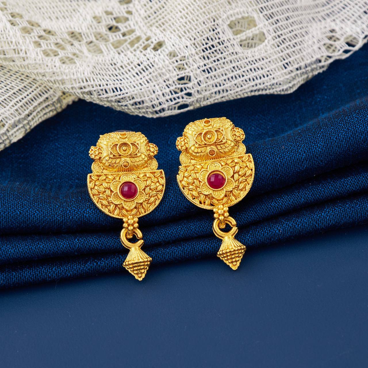 Traditional Gold Plated Designer Stud Earrings for Women (K31)