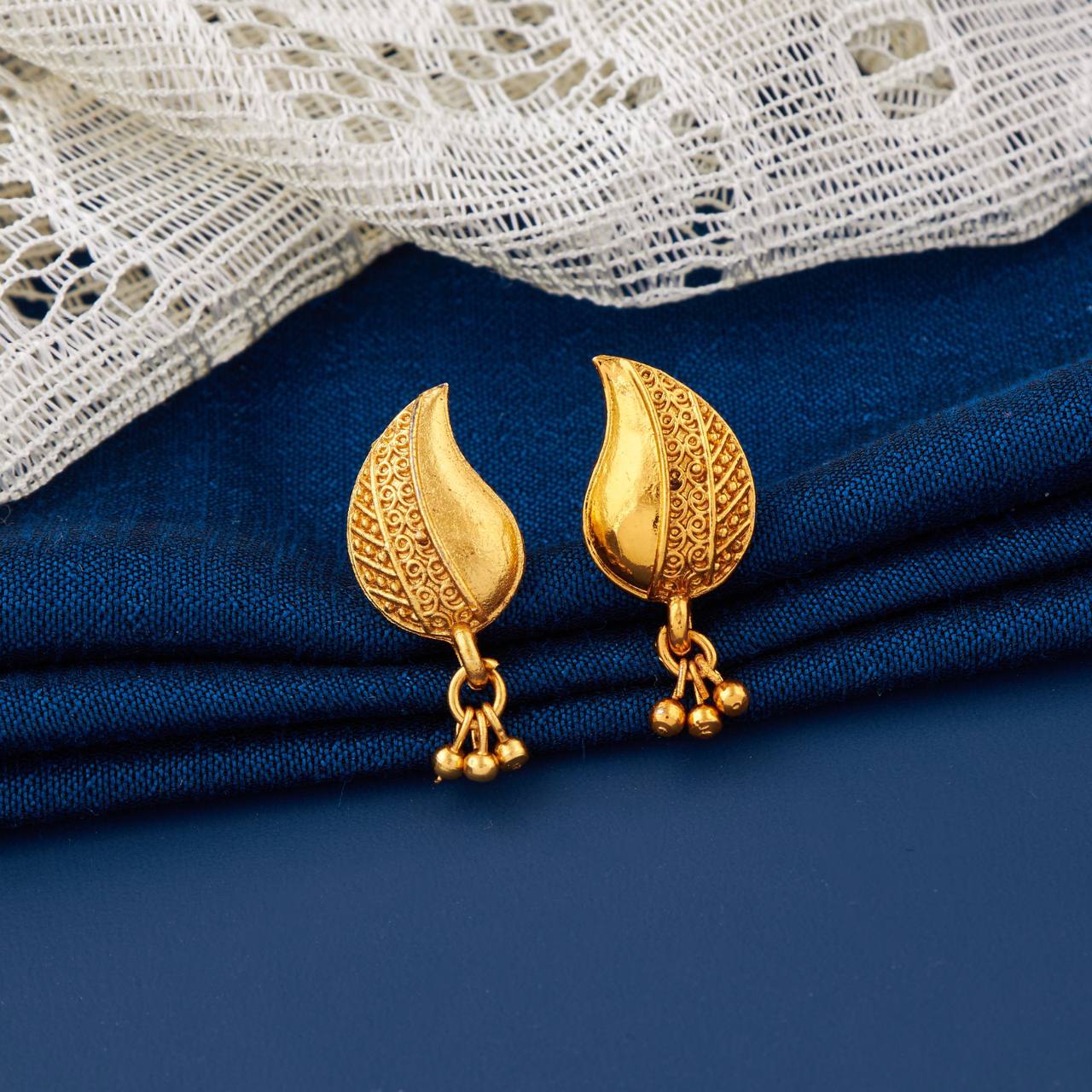 Traditional Gold Plated Designer Stud Earrings for Women (K33)