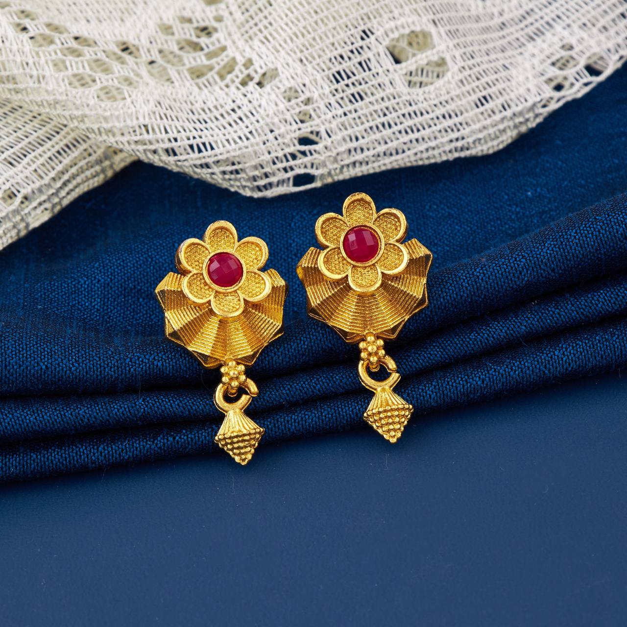 Traditional Gold Plated Designer Stud Earrings for Women (K37)